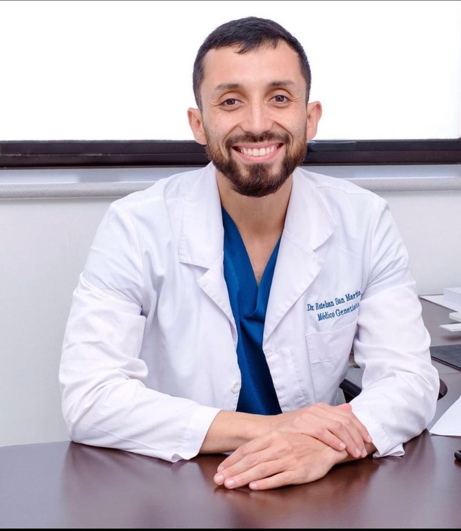 Dr. Esteban San Martín